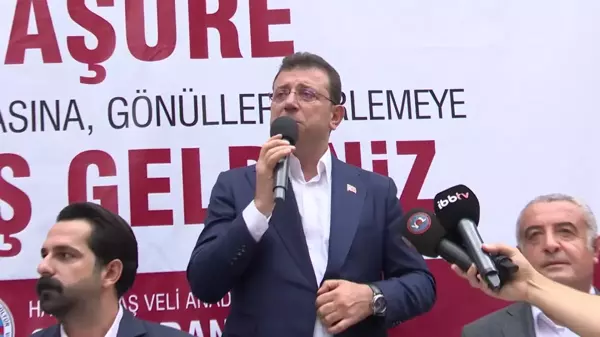 Ekrem İmamoğlu, Alevi Vatandaşların Aşure Lokmasına Ortak Oldu: 