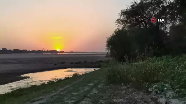 Romanya'daki Tuna Nehri'nde son yılların en düşük su seviyesi