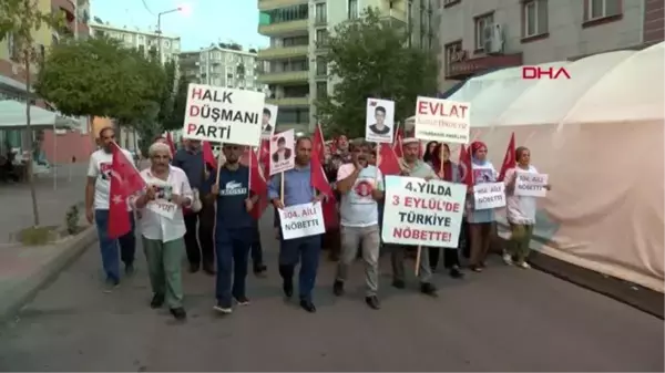 DİYARBAKIR'DA 'EVLAT NÖBETİ' 4'ÜNCÜ YILINA GİRİYOR