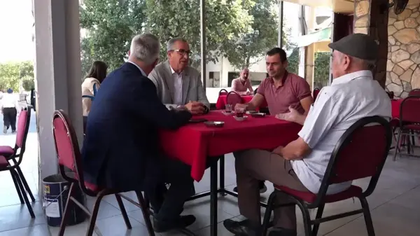 İzmir yerel haberi... Gaziemir Belediye Başkanı Arda: Belediye Olarak İhtiyaç Sahibi Ailelere Destek Vermeye Çalışıyoruz