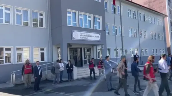 Zonguldak gündem haberleri | ZONGULDAK - TPAO'nun Zonguldak'taki ilkokulda yenilediği kütüphane ve sınıflar törenle açıldı