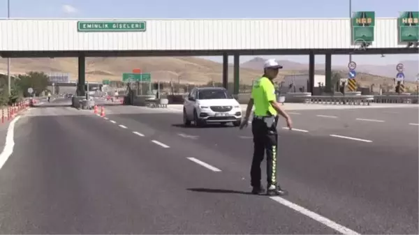 Niğde haber! Niğde Valisi Koç, Karayolları Trafik Güvenliği farkındalık etkinliğine katıldı