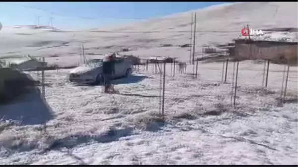 Bayburt haberi... Bayburt'un yüksek kesimleri beyaza büründü