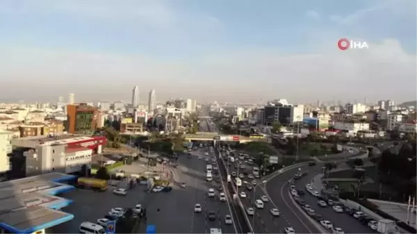 İstanbul'da bu sabah adım atılamadı! Trafik yoğunluğu % 60'a ulaştı