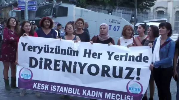 Son dakika haberi! Kesk Üyesi Kadınlar, Masha Amini'nin Ölümünü İran Başkonsolosluğu Önünde Protesto Etti