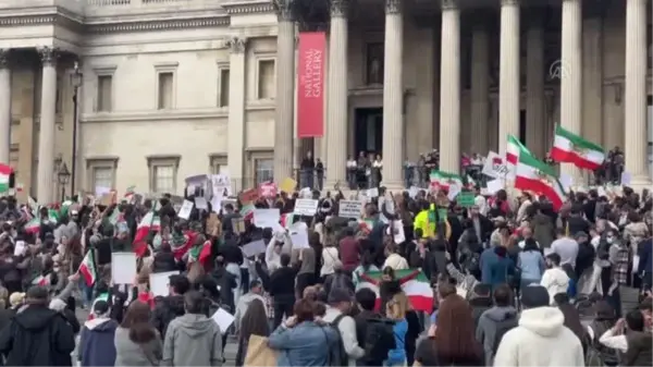 Son dakika haber! AMSTERDAM - İranlı Mahsa Emini'nin ölümü Hollanda'da protesto edildi