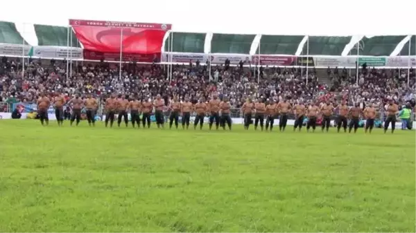 Manisa haber: Turgutlu'da başpehlivanlık mücadelesini Menderes Saltık kazandı