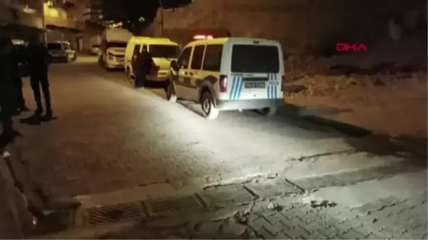 ŞANLIURFA'DA BIÇAKLI KAVGA: 1 ÖLÜ, 3 YARALI