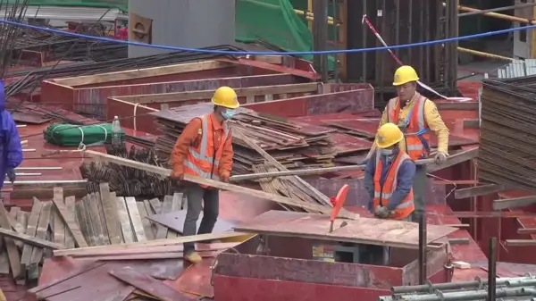 Çin'in Haikou Kentindeki Büyük Projelerin İnşaatı Tam Gaz Devam Ediyor