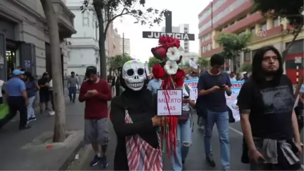 Peru'daki hükümet karşıtı gösteriler devam ediyor