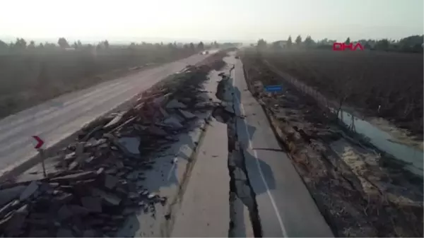 DEPREM, ANTAKYA DEMİRÖZÜ KARAYOLU'NU YARDI