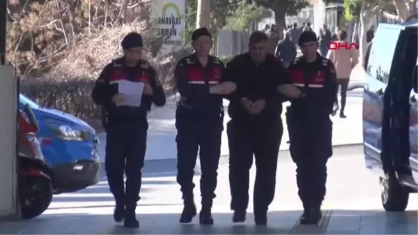 Hatay'da yıkılan binanın müteahhidi, depremzede olarak kaldığı otelde yakalandı