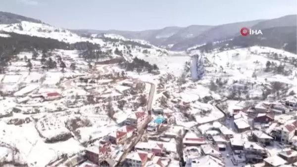 Sındırgı'da kar yağışı etkili oldu