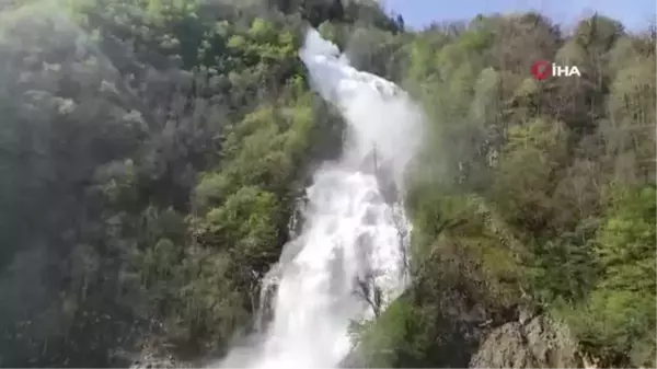 Giresun'da yapay şelale ilgi görüyor