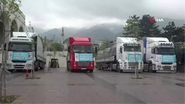 Yıldırım Belediyesi'nin yardımları tırları deprem bölgesine uğurlandı