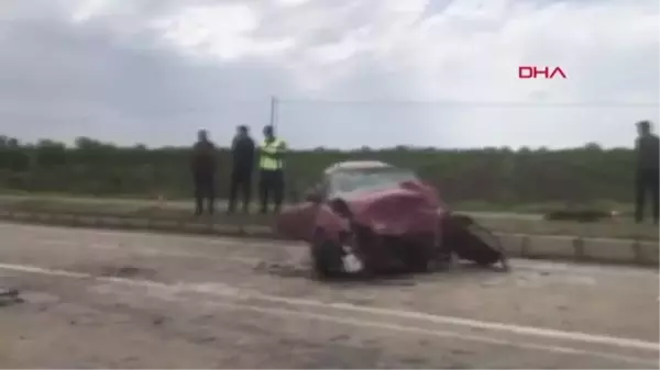 KOZAN'DA TRAFİK KAZASI; 1 ÖLÜ, 2 YARALI