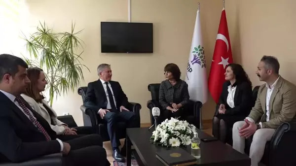 Hdp, Gelecek Partisi ve CHP ile Bayramlaştı... Hdp'li Özcan: 