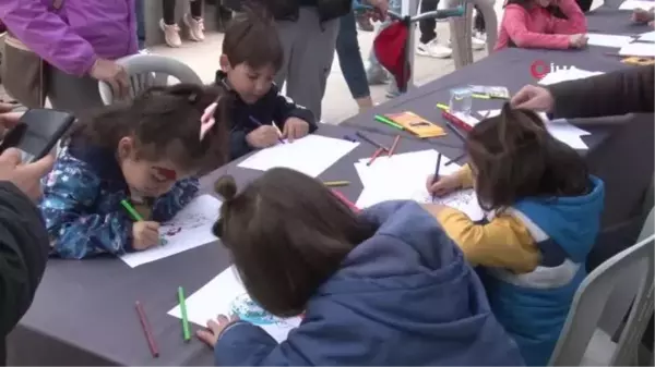 23 Nisan Kadıköy'de coşkuyla kutlandı