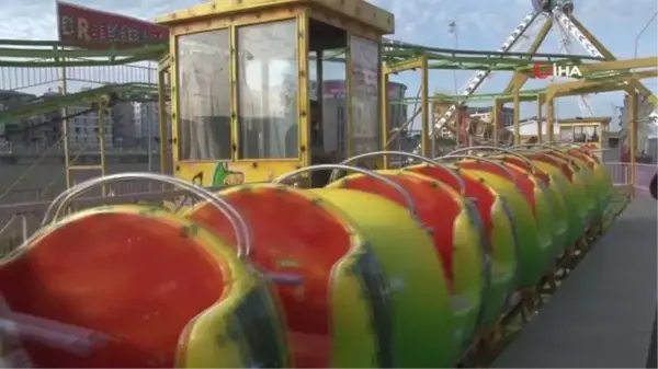 Hatay'da lunapark çocukların yüzlerini güldürdü