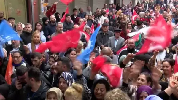 İSTANBUL-İÇİŞLERİ BAKANI SOYLU, BALAT'TA CUMHURBAŞKANI EDOĞAN'IN MESAJI İLE HALKA SESLENDİ