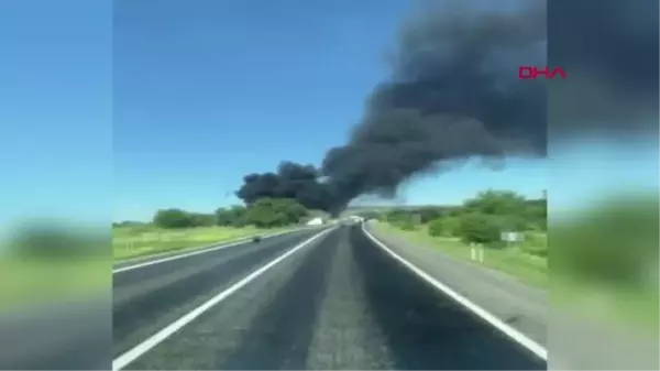 KAMYONETLE ÇARPIŞAN PETROL TANKERİ ALEV TOPUNA DÖNDÜ 1 ÖLÜ, 5 YARALI