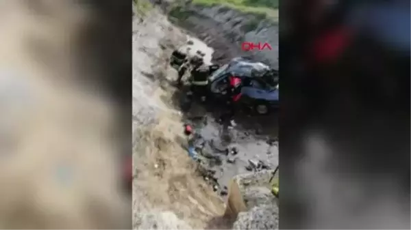 AMASYA'DA OTOMOBİL SULAMA KANALINA UÇTU, ANNE VE OĞLU ÖLDÜ KIZI YARALI