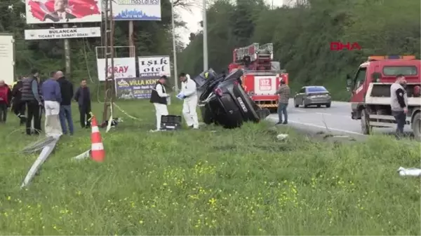 GİRESUN'DA CENAZE YOLUNDA KAZA: 2 ÖLÜ, 3 YARALI