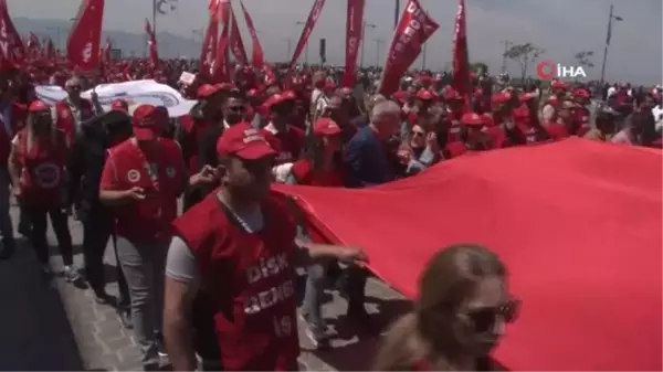 1 Mayıs, İzmir'de coşkuyla kutlandı