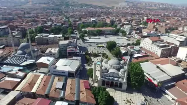 DEPREMDE YIKILAN MALATYA'NIN SİMGESİ 'YENİ CAMİ'NİN YAPIM PROTOKOLÜ İMZALANDI