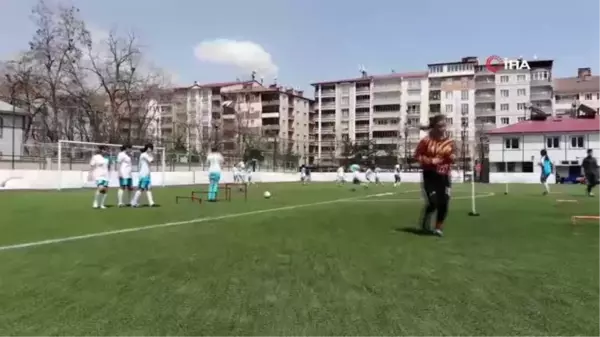 Bitlis Kadın Futbol Takımı'nın hedefi Süper Lig