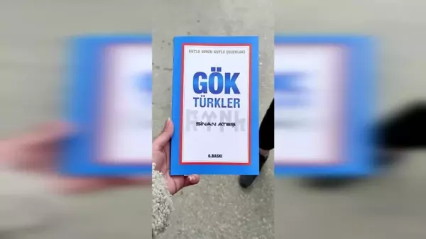 'Göktürkler' Kitabını Dağıtan Üç Genç Gözaltına Alındı