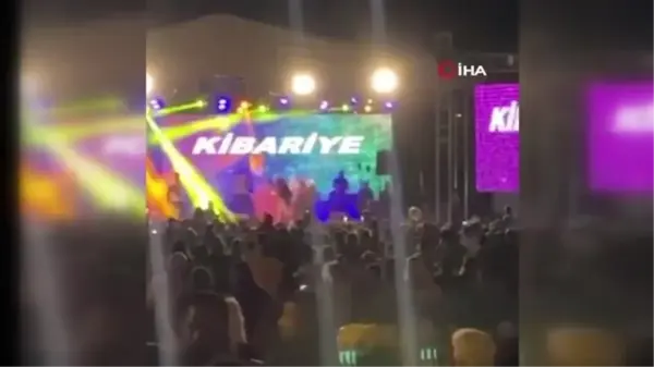 Ünlü sanatçı Kibariye sahneden düştü... O anlar kamerada