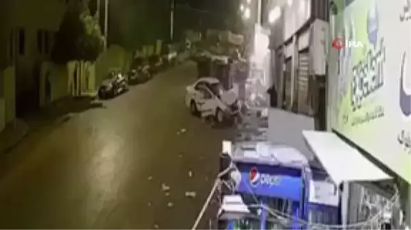 Hızla gelen minibüs park halindeki araca çarparak yayları ezdi: 2 ölü, 6 yaralı