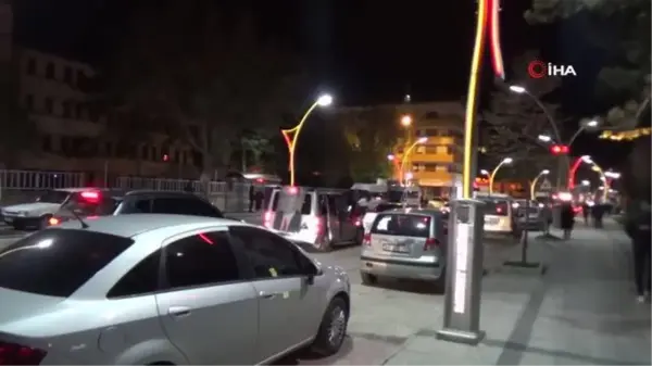 Bayburt'ta seçim kutlaması gece geç saatlere kadar devam etti