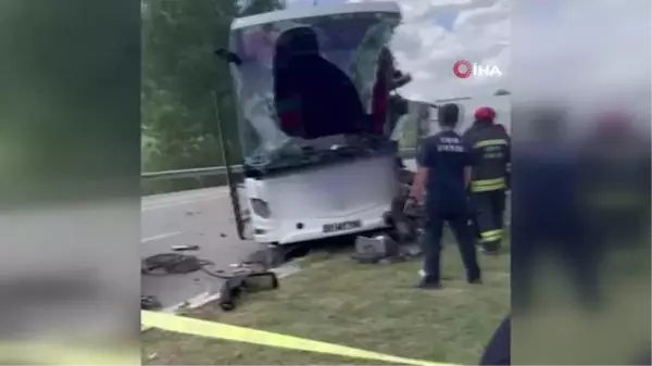 Konya'da Yolcu Otobüsü ile Temizlik Aracı Çarpıştı: 1 Ölü, 15 Yaralı