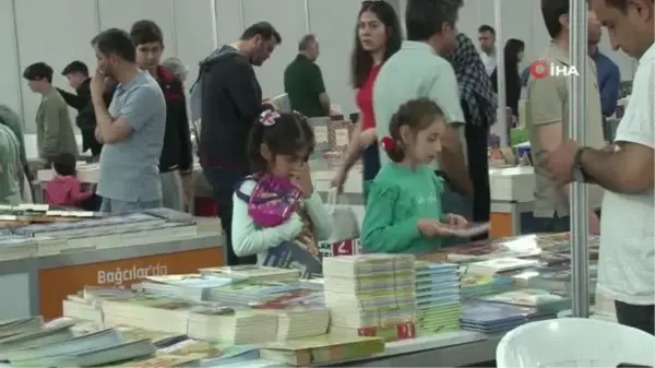 Bağcılar'da 2. Kitap Fuarı Görkemli Açılış Yaptı