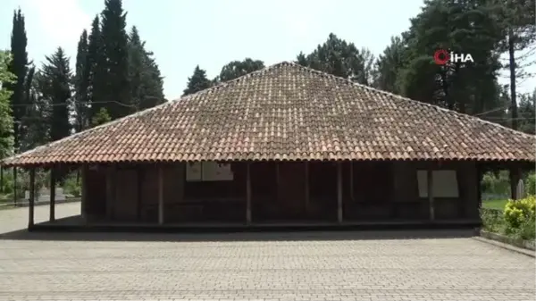 Öğrencilerden 8 Asırlık Çarşamba Göğceli Çivisiz Camii'ne Hayran Kaldılar