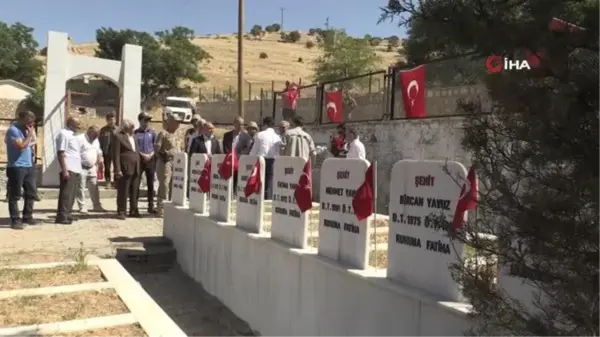 Mardin'de 36 yıl önce PKK'lı teröristlerce katledilen 30 kişinin acısı tazeliğini koruyor