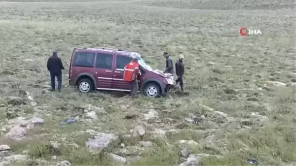 Takla atan araçtan yaralı kurtuldu, hastanede hayatını kaybetti