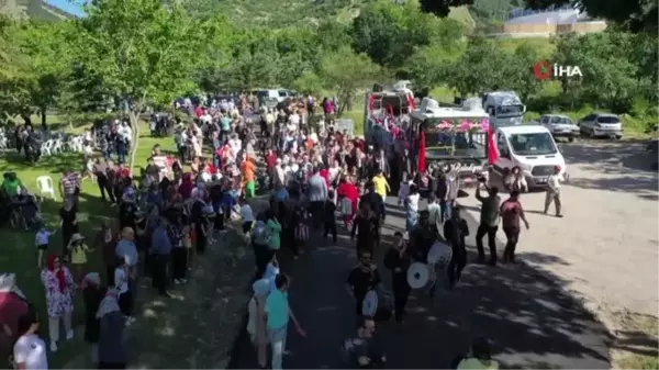 Isparta'da unutulmaya yüz tutmuş kurban indirme geleneği yeniden yaşatılmaya başlandı