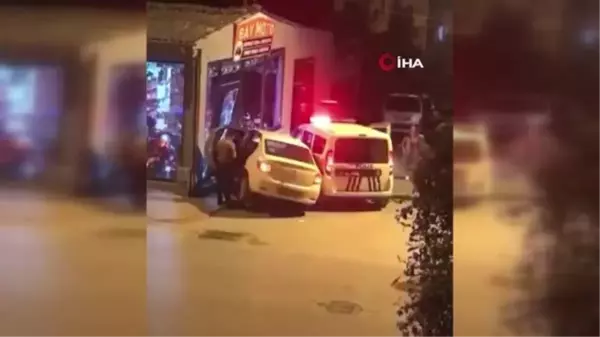 Bursa'da polis kaçan sürücü iş yerine çarptı: 3 zanlı yakalandı