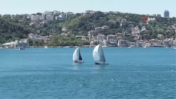 İstanbul Boğazında Yelkenli Şöleni