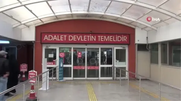 Yaşlı adam kalbinden bıçaklanmıştı, sanığın şizofren ve bipolar hastası olduğu iddia edildi