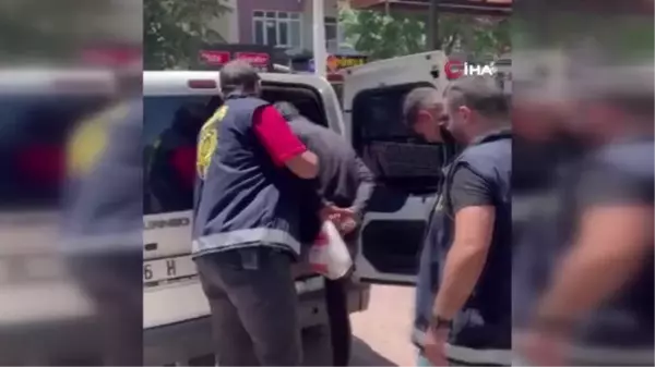 Bursa'ya gezmek için gelen aile hırsızların hedefi oldu