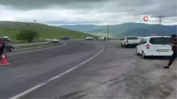 Ardahan'da trafik kazası: 3 yaralı