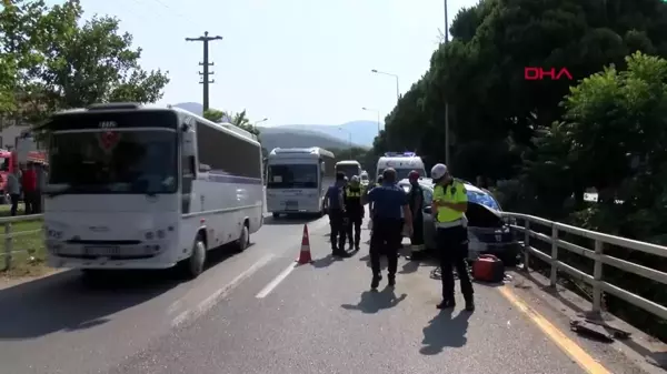 Manisa'da Otomobil Kazası: Sürücü Demir Korkuluklara Çarptı, Hayatını Kaybetti