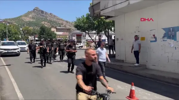 Tunceli'de izinsiz basın açıklaması yapmak isteyen gruba polis müdahale etti; 6 kişi gözaltına alındı