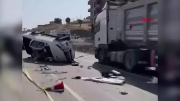 Şırnak'ta TIR ile kamyonet çarpışması: 1 ölü, 2 yaralı