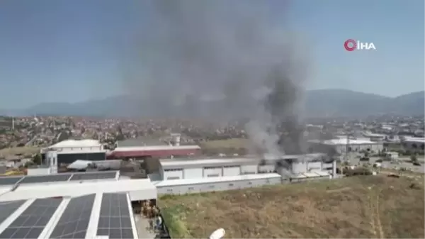 Denizli'de bir tekstil fabrikasında çıkan yangın maddi hasara neden oldu