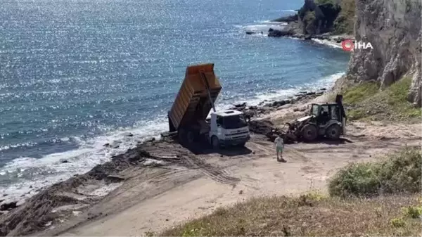 Kıyıköy Limanı'nda temizleme çalışmaları sürüyor